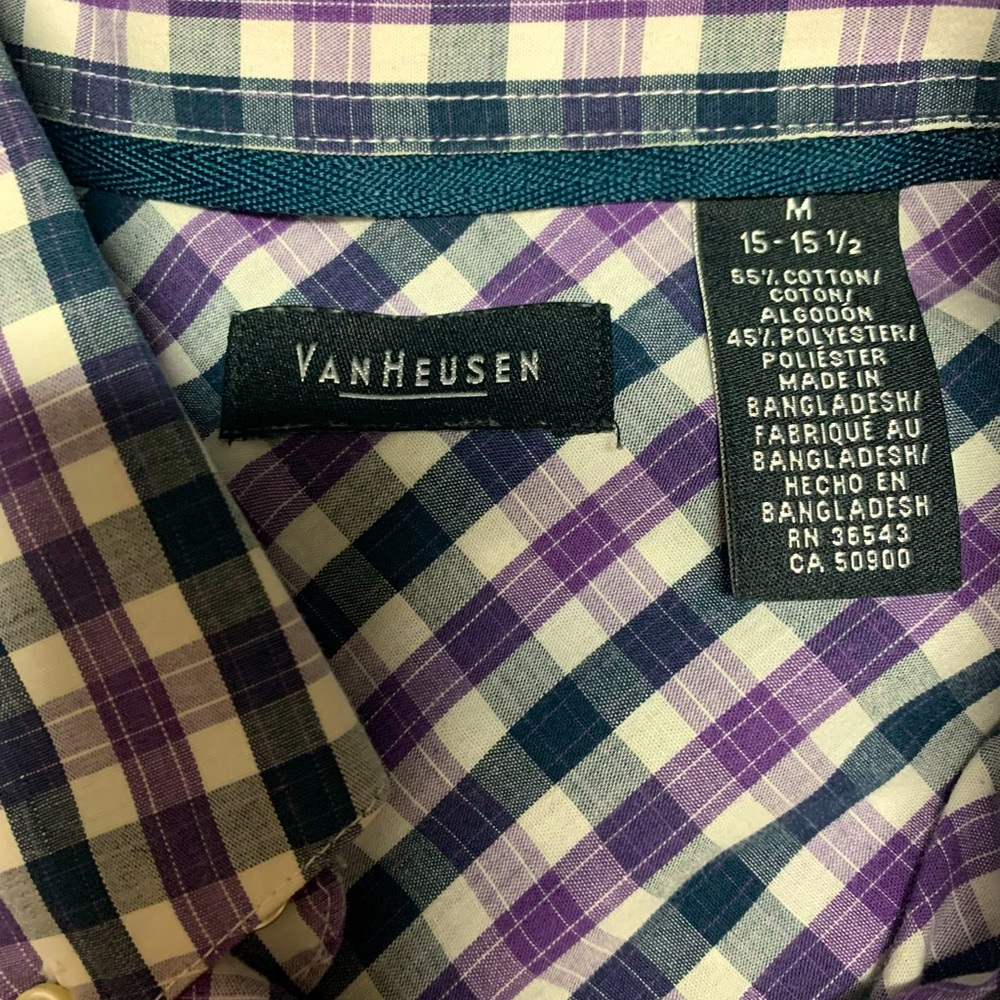 Men’s Van Heusen Button up shirt